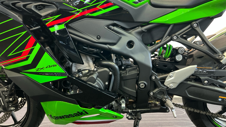 Kawasaki Ninja Zx 4 ZX400SRFNN (24MY)